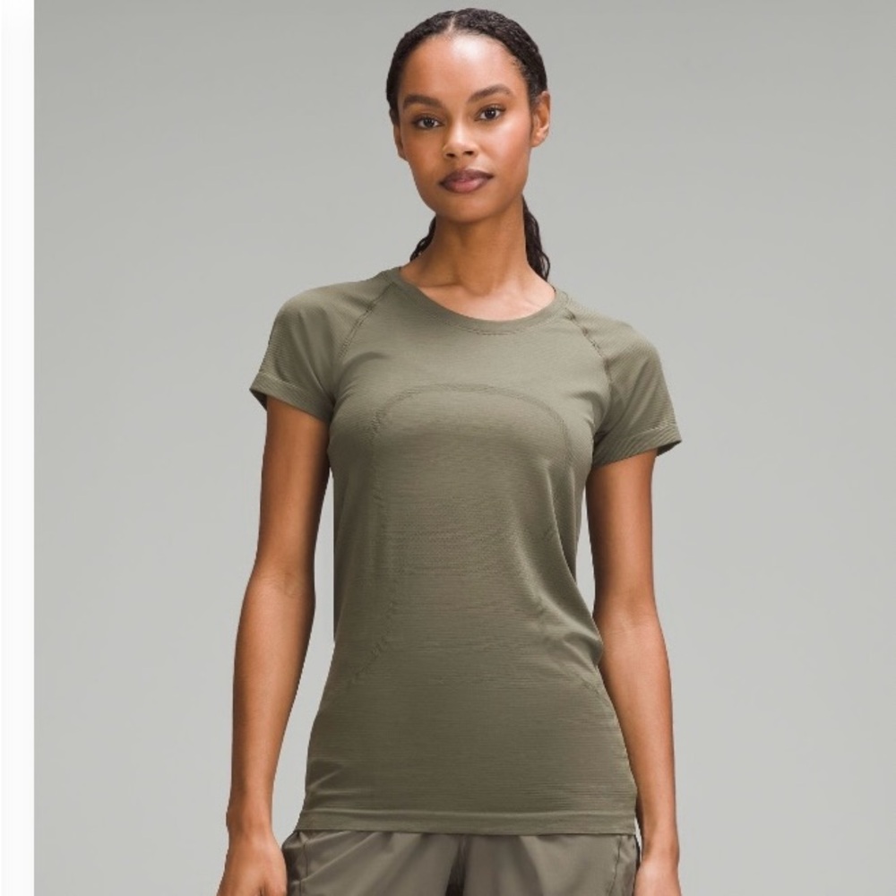 Lululemon swiftly tech shirt